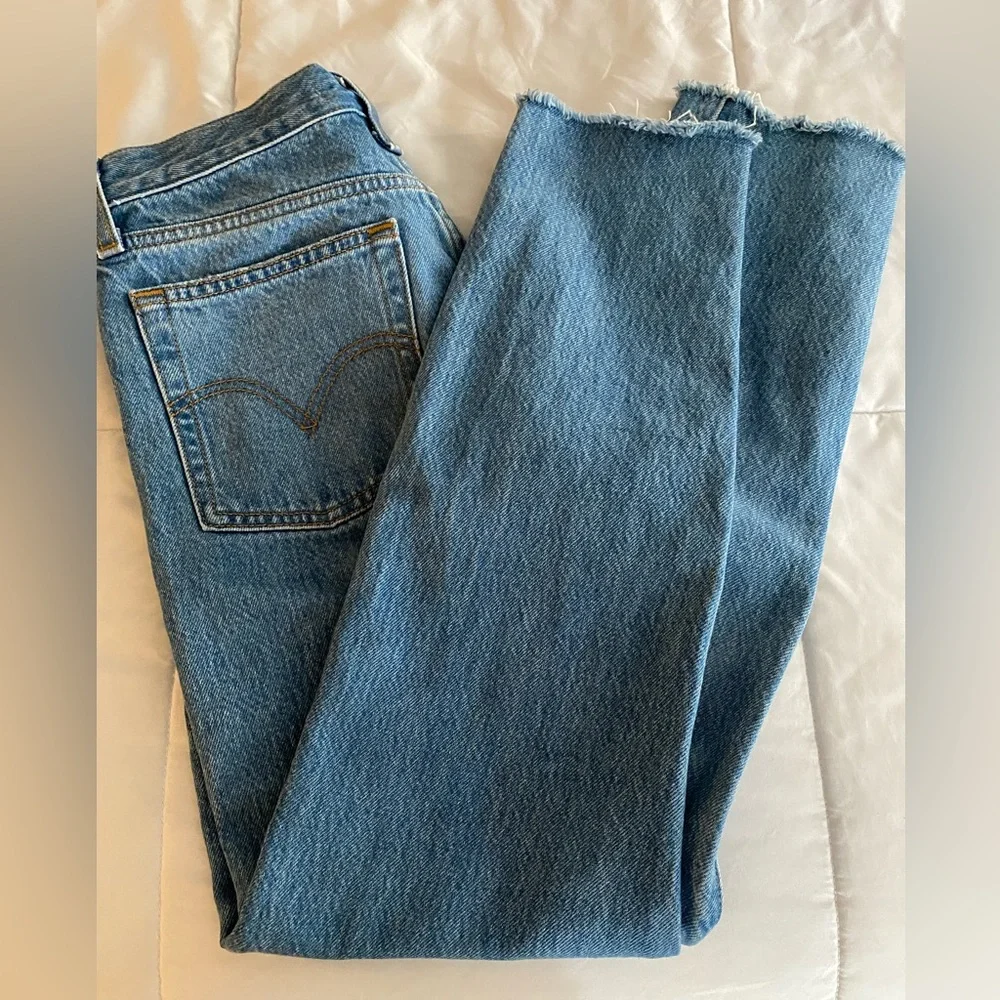 Levi’s Premium Blue Jeans, 24 - Picture 9 of 9